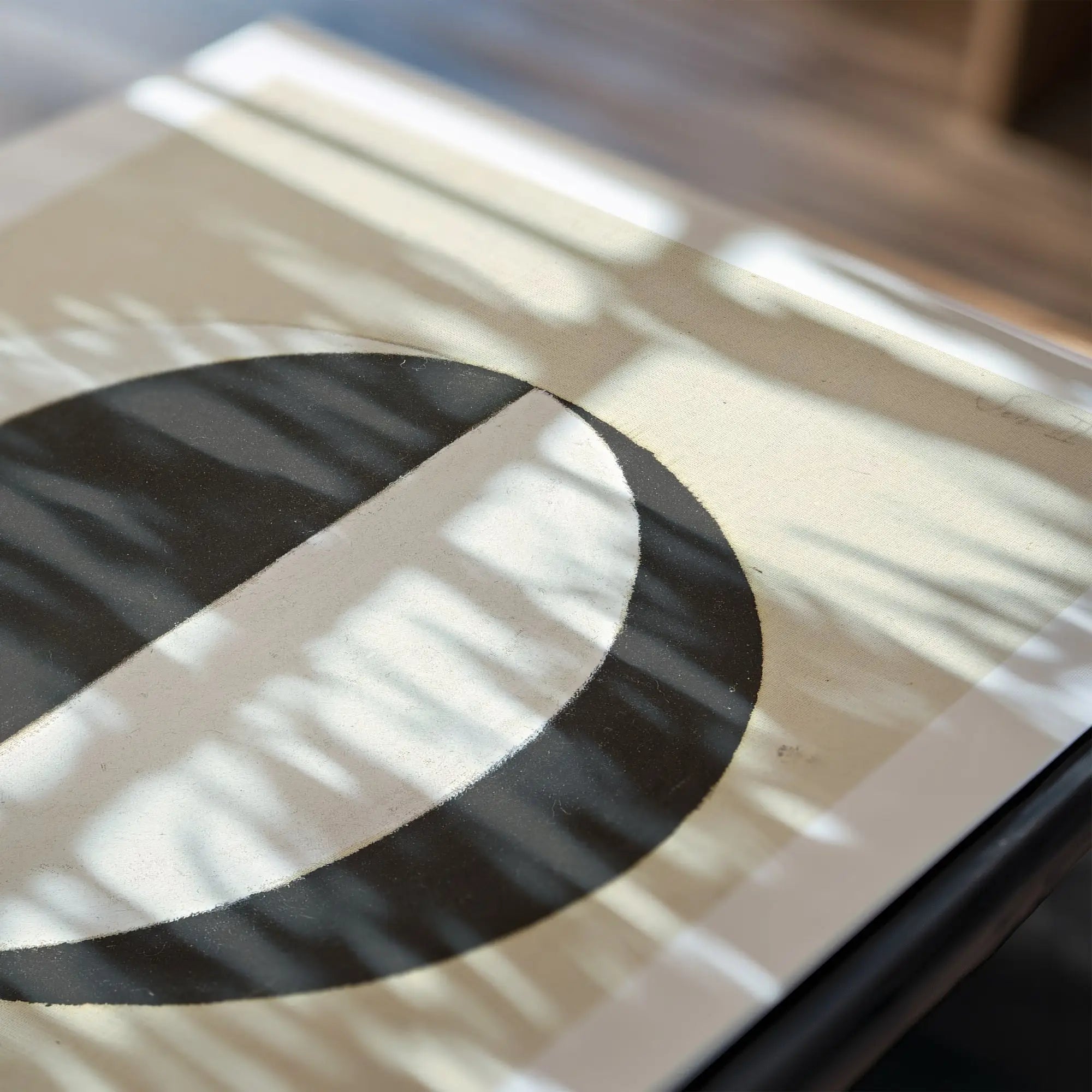 Zwart-wit cirkelvormig ontwerp op Hilma af Klint The Current Standpoint No 2 Poster