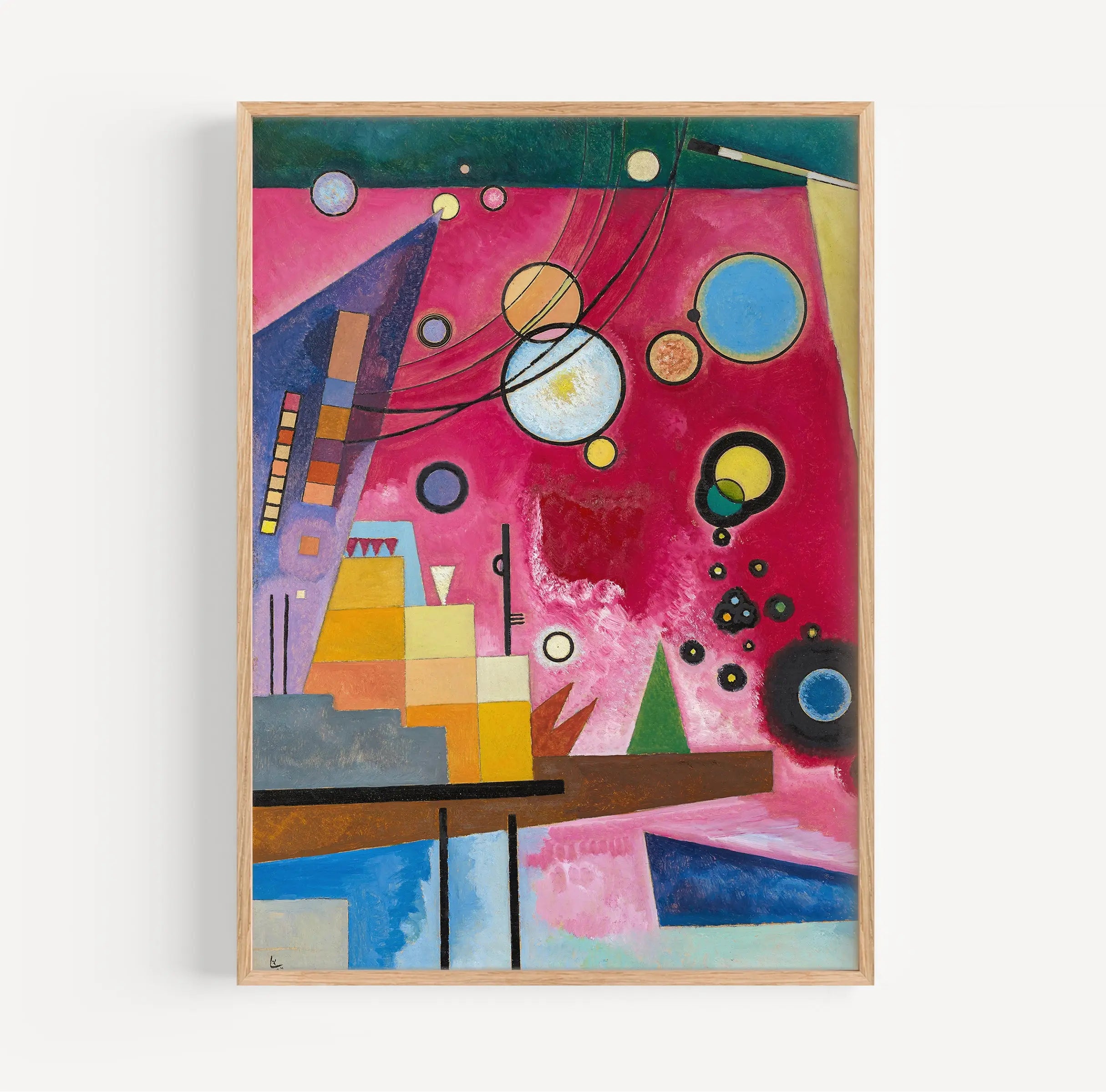 Framed abstract painting Kandinsky Heavy Red Poster op muur in woonkamer