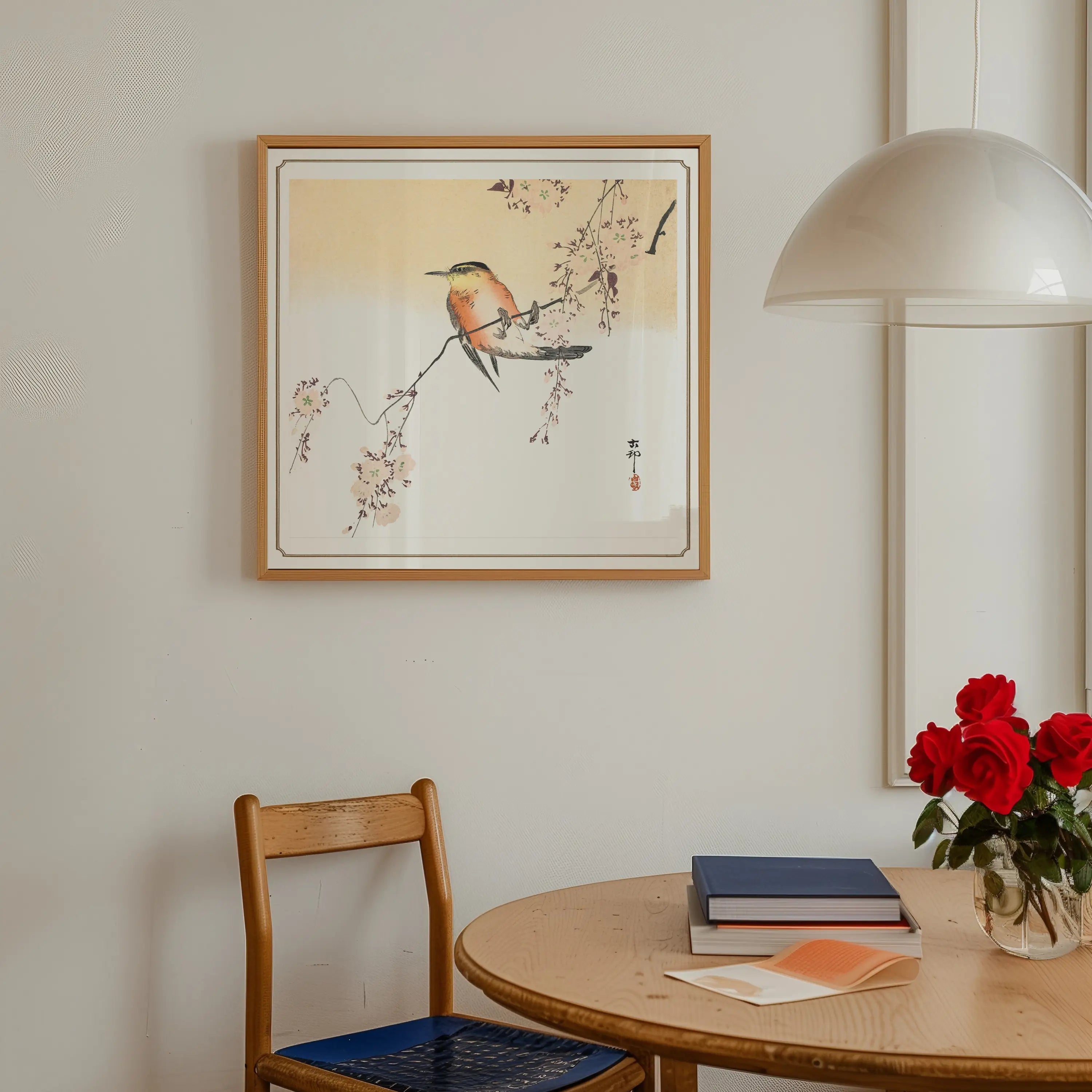 Geverfde vogel op tak in lijst uit de Ohara Koson Zangvogel en Kersenbloesem Poster