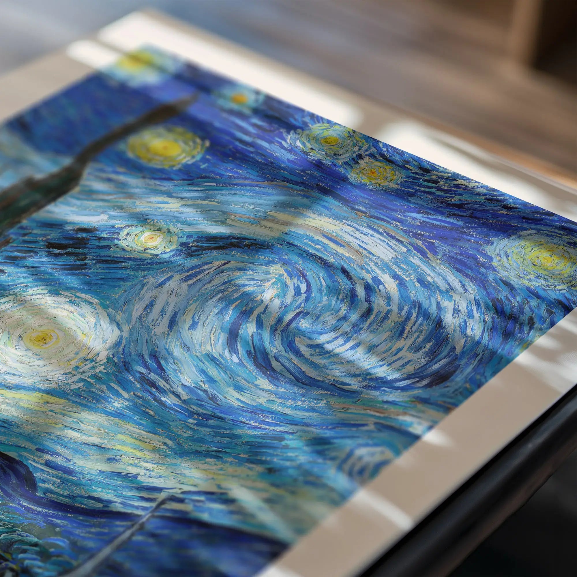Sterrennacht Poster van Gogh met levendige sterrenhemel en golvende horizon