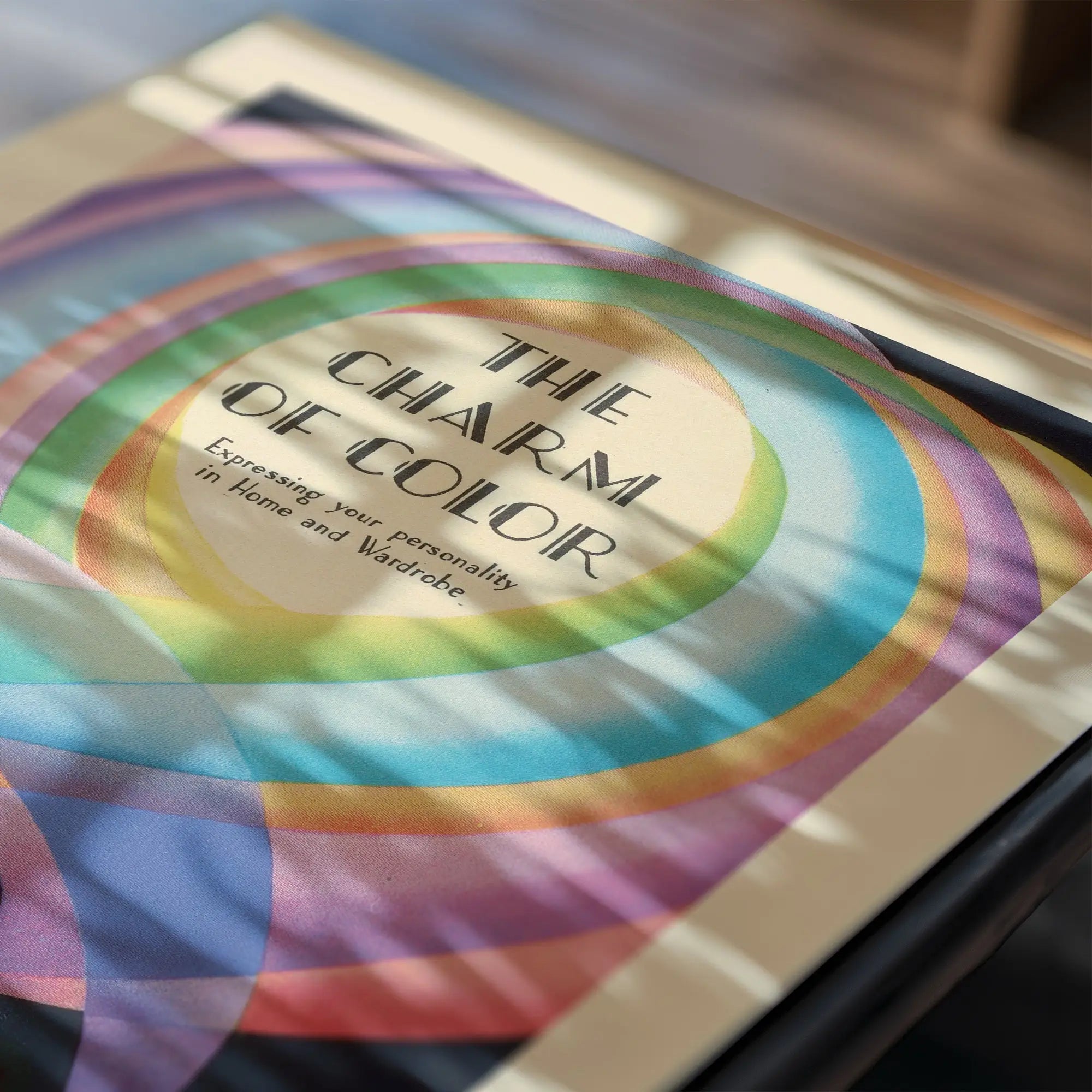 Kleurrijke poster met concentrische cirkels uit Charm of Color Collection