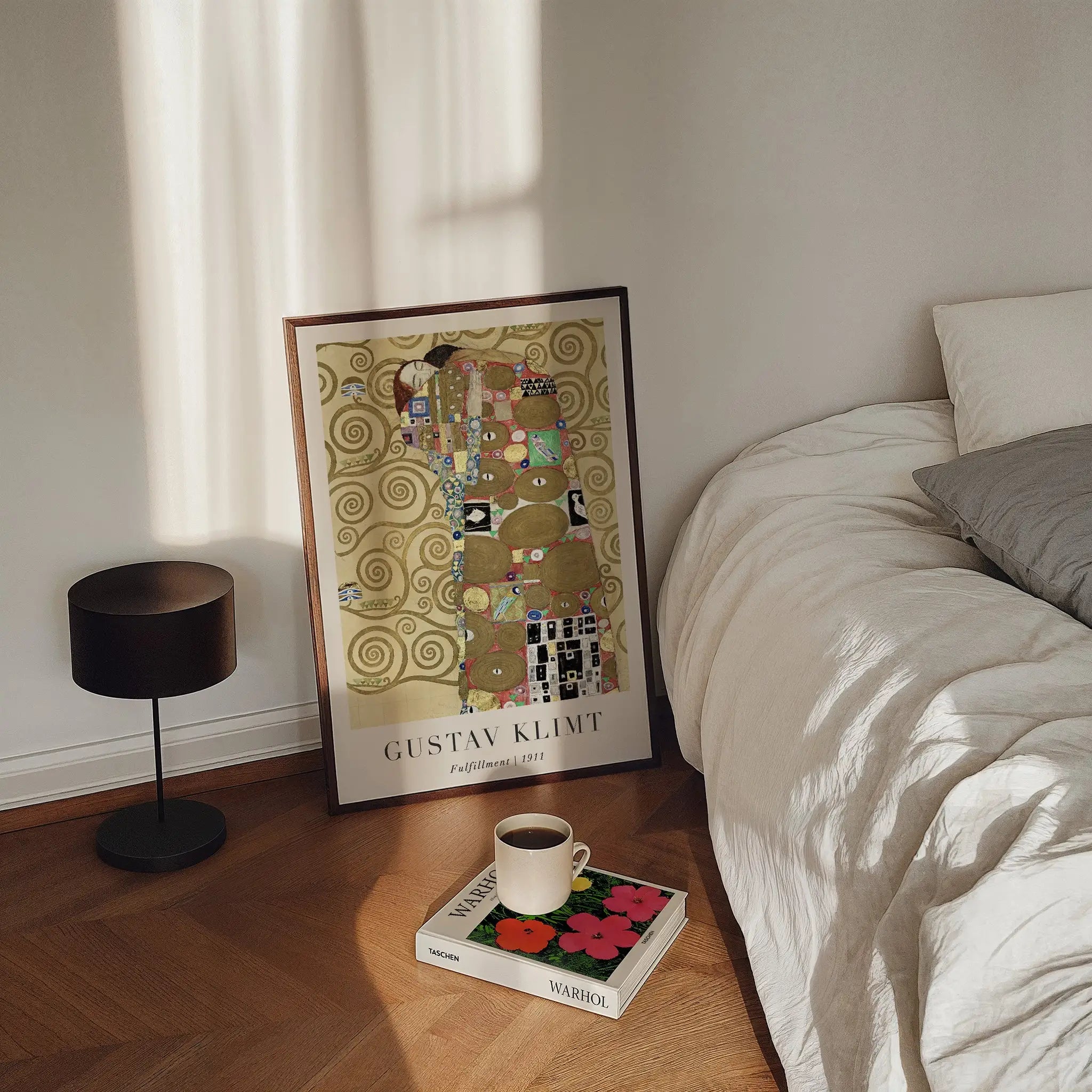 Gecadreerde Klimt schilderij weergegeven op Klimts Vervulling Poster