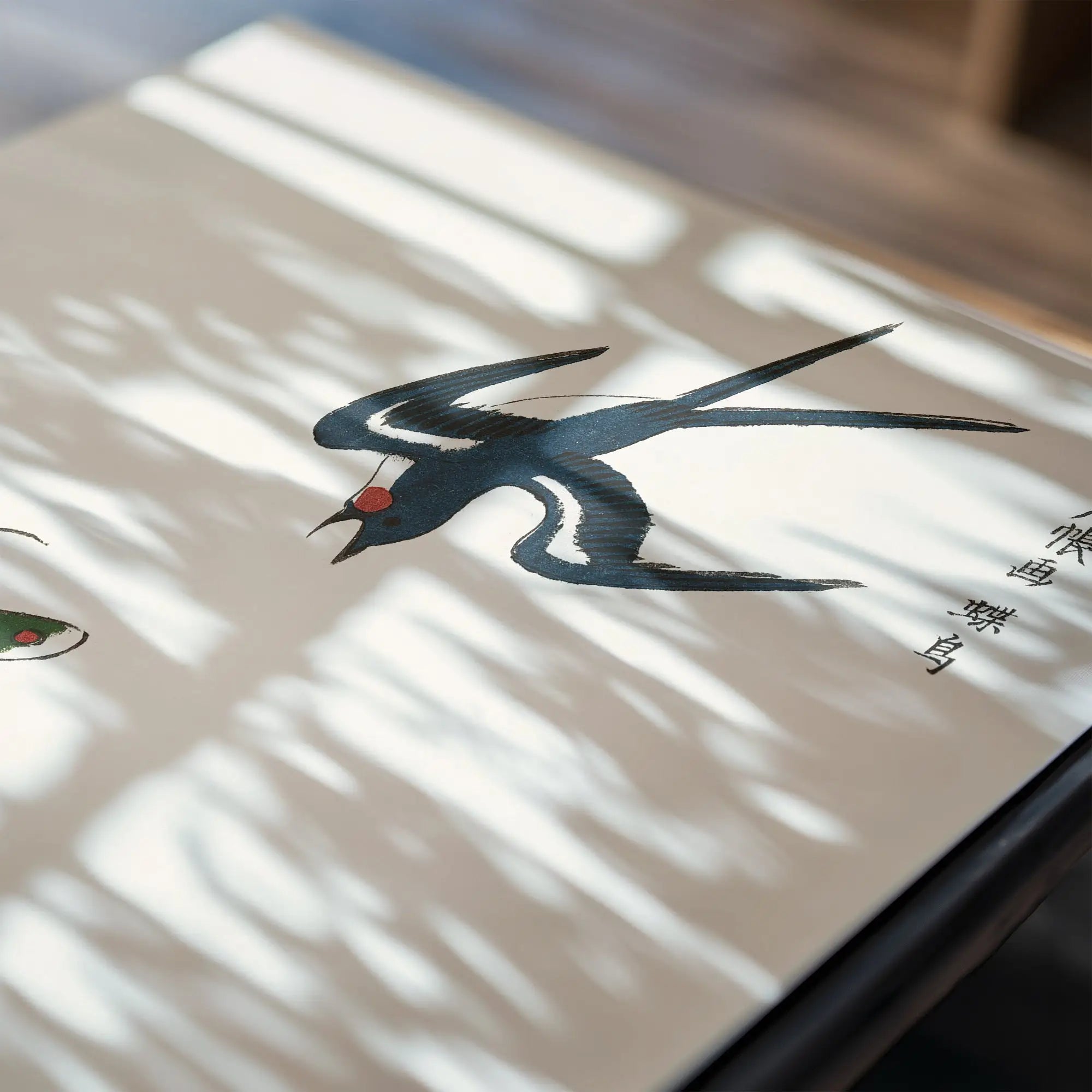 Artistieke zwaluw illustratie op TAGUCHI TOMOKI Zwaluw en Vlinders Poster