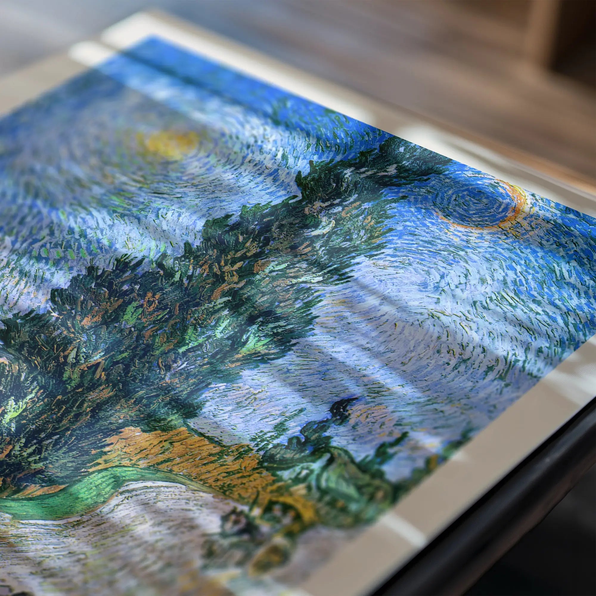 Impressionistische landschapsschildering uit Van Goghs Cipressen en Sterren collectie