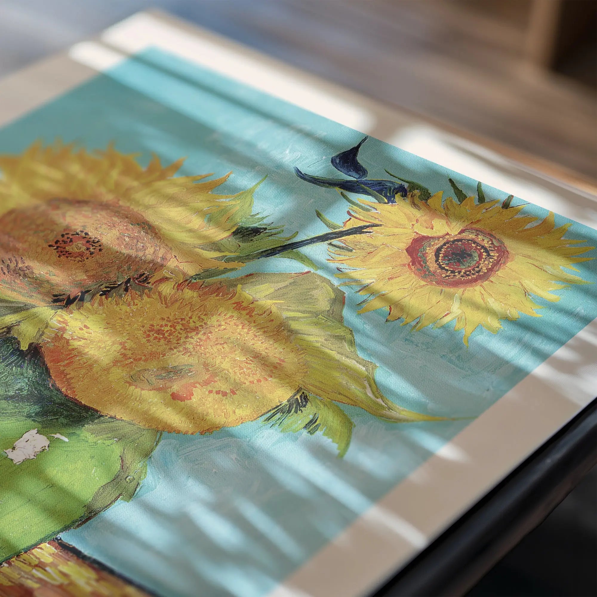 Sunflower schilderij met lichte strepen, onderdeel van Van Goghs Vaas met drie zonnebloemen Poster