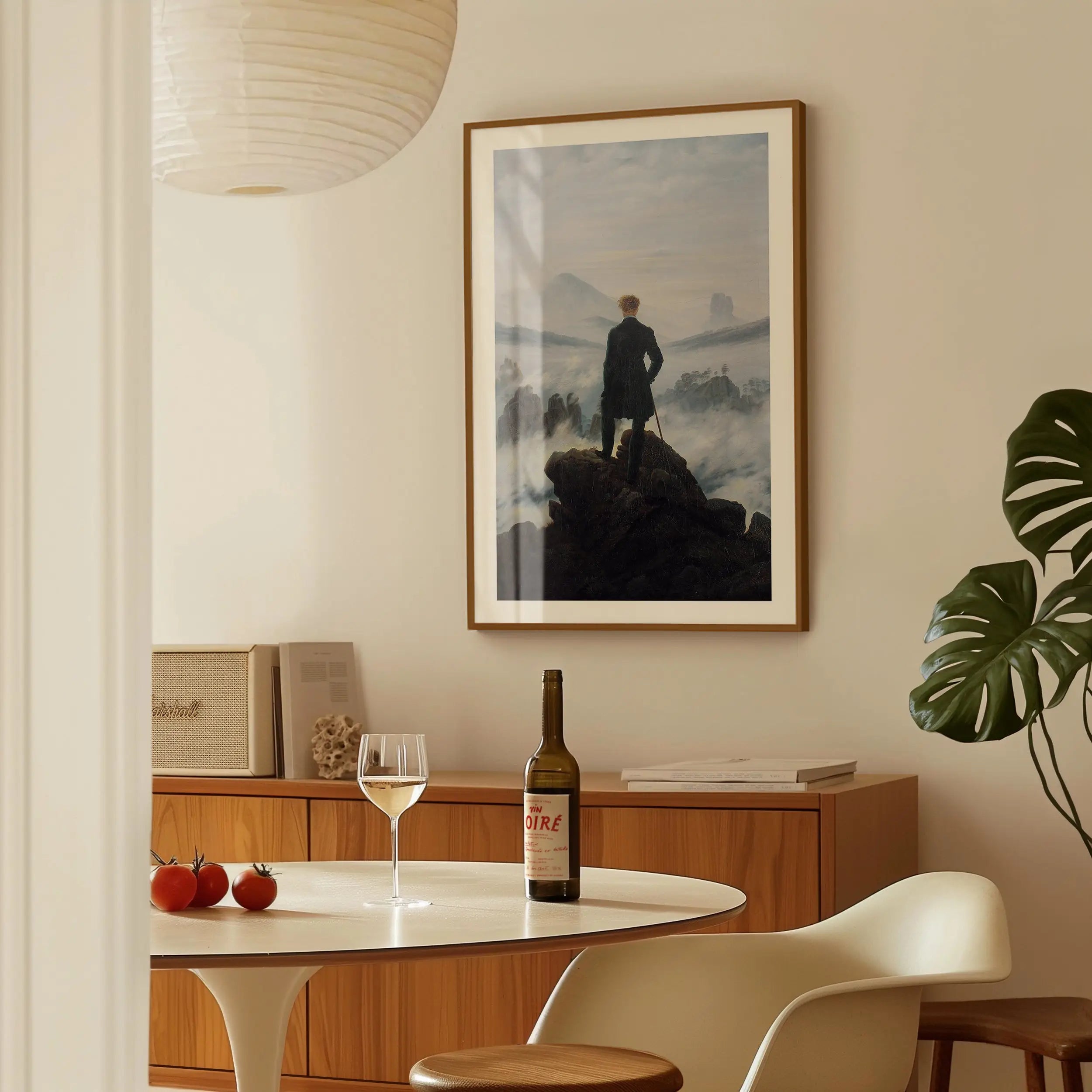 Wijnfles afgebeeld op Wanderaar boven de Zee van Mist Poster