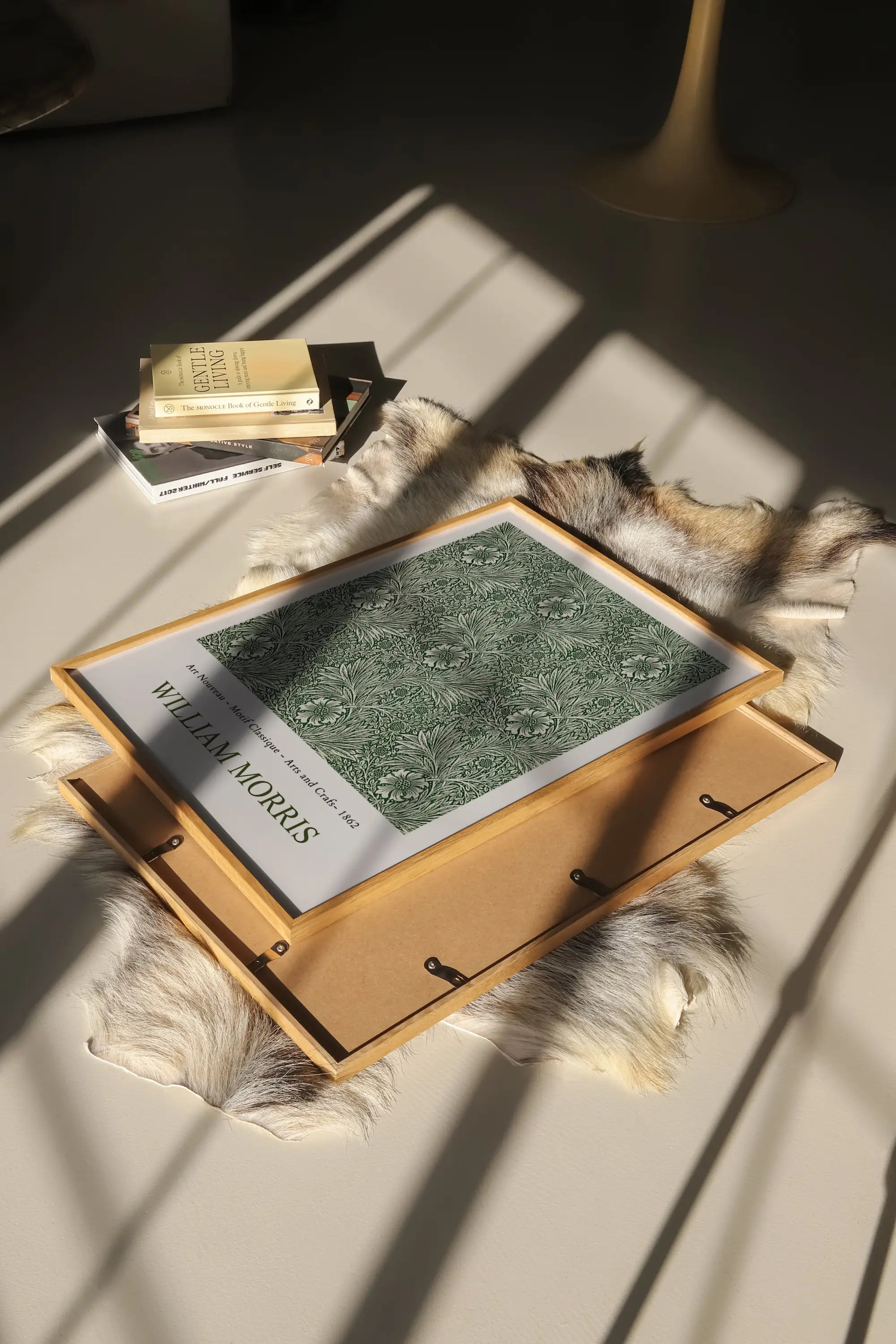 Gebeeldde William Morris Art Nouveau Groene Licht Poster met ingelijst ontwerp